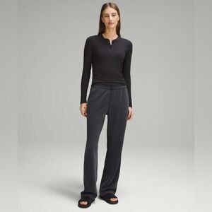 Lululemon Softstreme High-Rise Pant Regular
Black